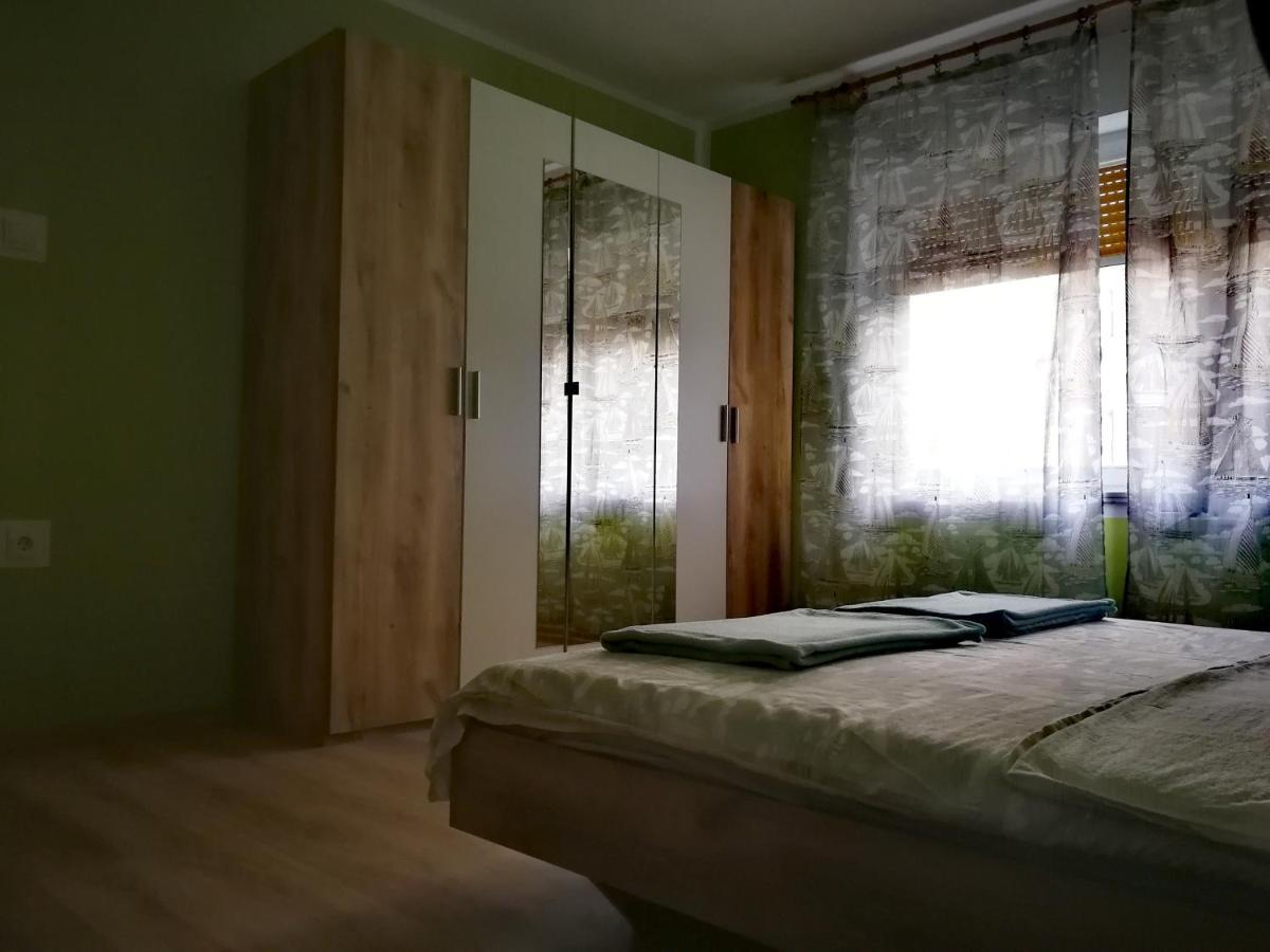 Apartments Anita Crikvenica Eksteriør billede